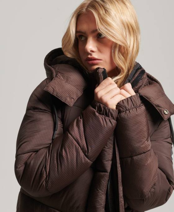Superdry jachetă pufră cu paragate ripstop îmbrăcăminte maro femei JX0Z3713