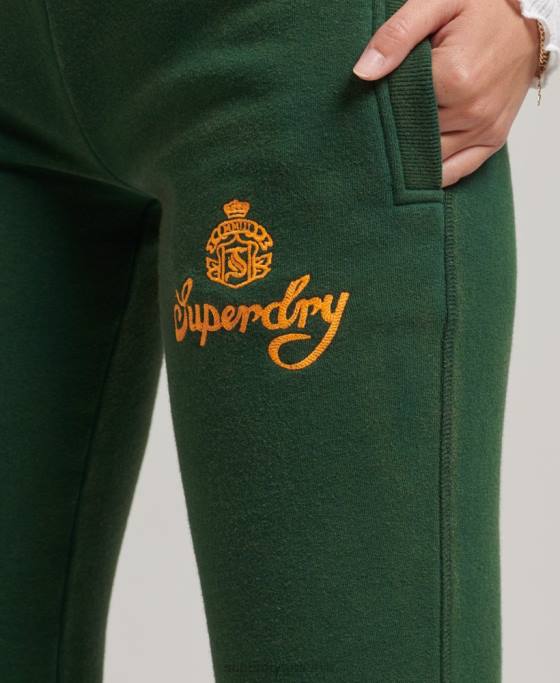 Superdry joggeri de mândrie și meșteșuguri îmbrăcăminte verde femei JX0Z3910