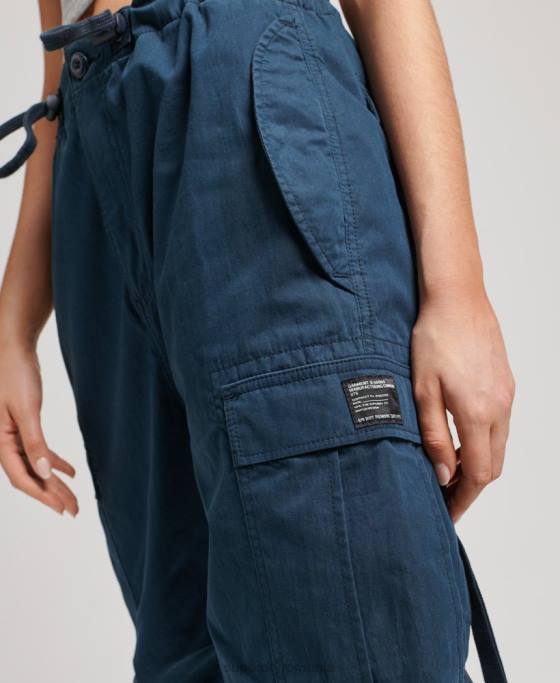 Superdry pantaloni din bumbac organic prindere cu parașuta îmbrăcăminte marina femei JX0Z2600