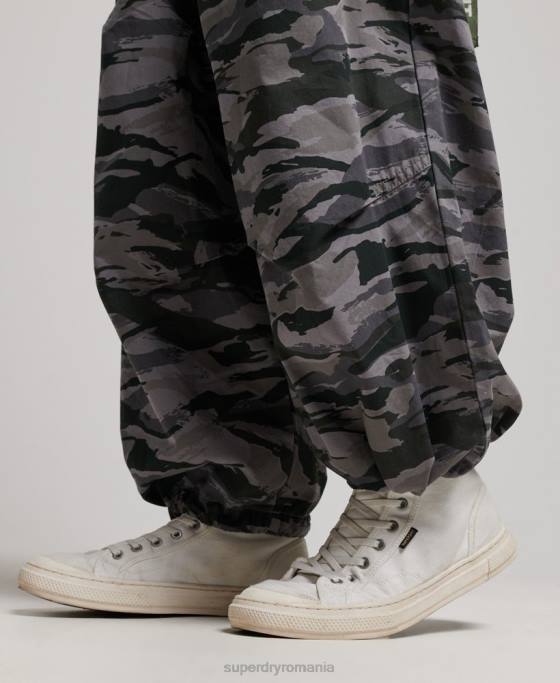 Superdry pantaloni largi de parașuta îmbrăcăminte verde femei JX0Z2129