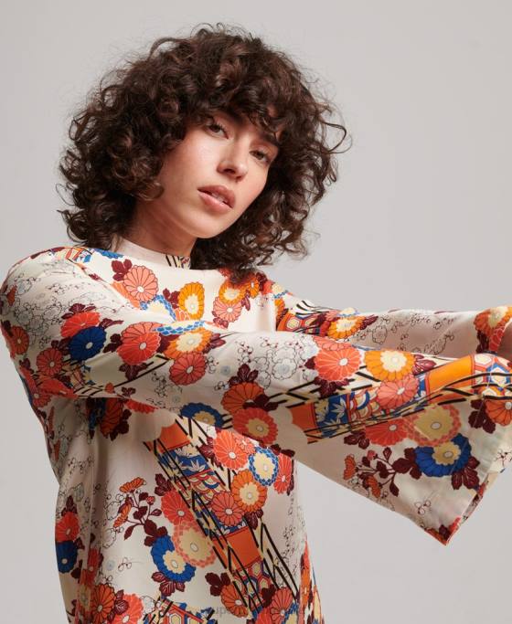 Superdry rochie mini cu maneca lunga imprimata îmbrăcăminte cremă femei JX0Z2426