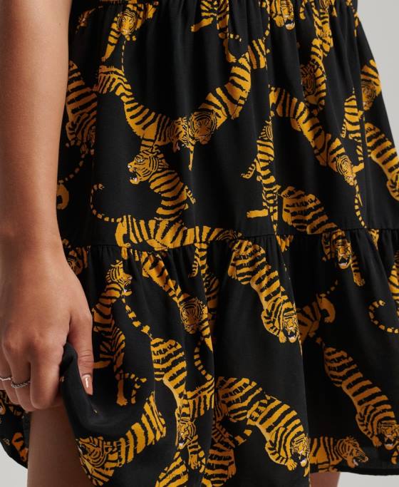 Superdry rochie mini cu maneci scurte cu etaje îmbrăcăminte negru femei JX0Z2531