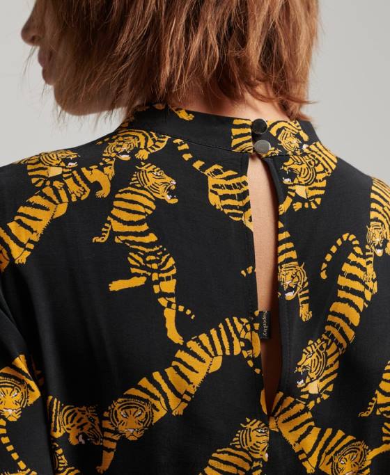 Superdry rochie mini cu maneci scurte cu etaje îmbrăcăminte negru femei JX0Z2531