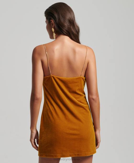 Superdry rochie mini din catifea cu bretele cu lanț îmbrăcăminte galben femei JX0Z2245